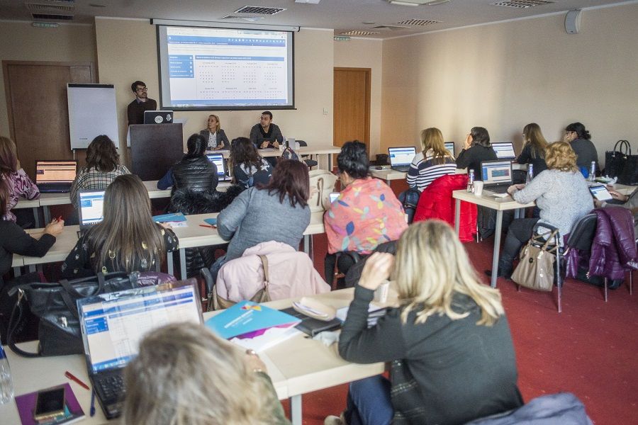 Участие в семинар - практическо обучение за работа с електронен дневник - EDG.bg 4